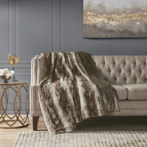 Zuri Faux Fur Throw from Madison Park in  Brown. Zuri Faux Fur Throw from Madison Park in  Brown. Zuri Faux Fur Throw from Madison Park in  Brown. Zuri Faux Fur Throw from Madison Park in  Brown. Zuri Faux Fur Throw from Madison Park in  Brown.