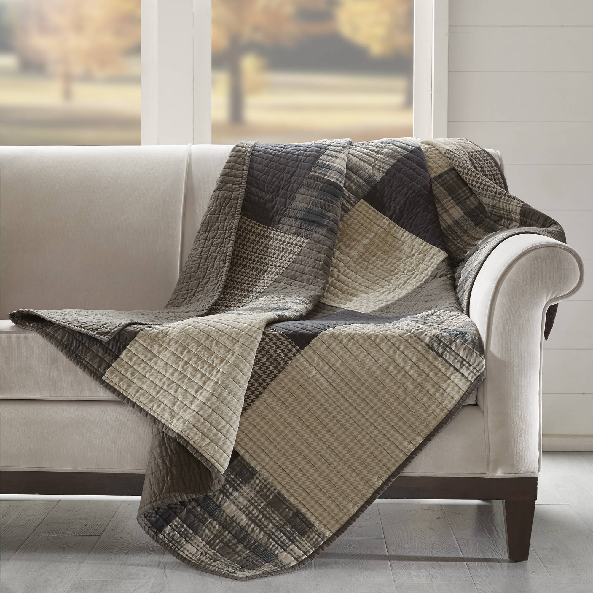 Winter Hills Quilted Throw