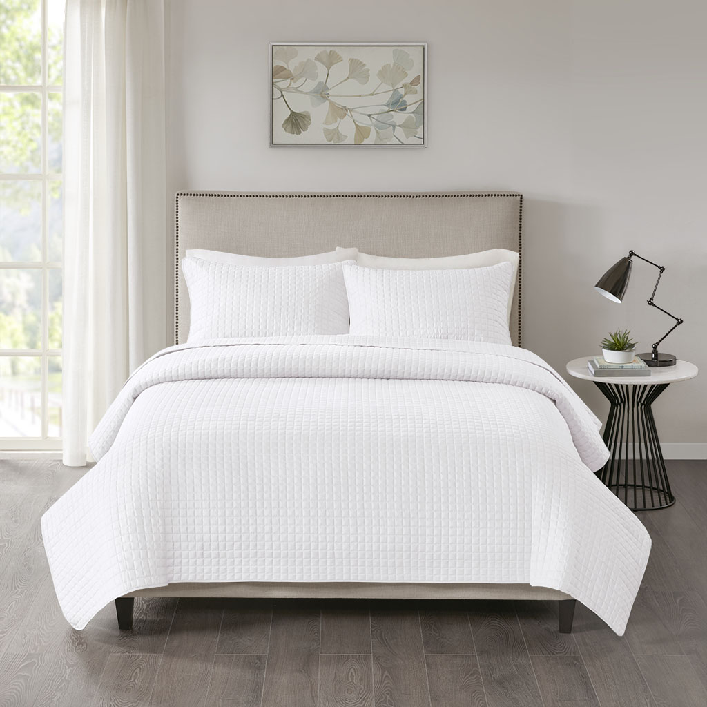 Otto 3 Piece Reversible Quilt Set