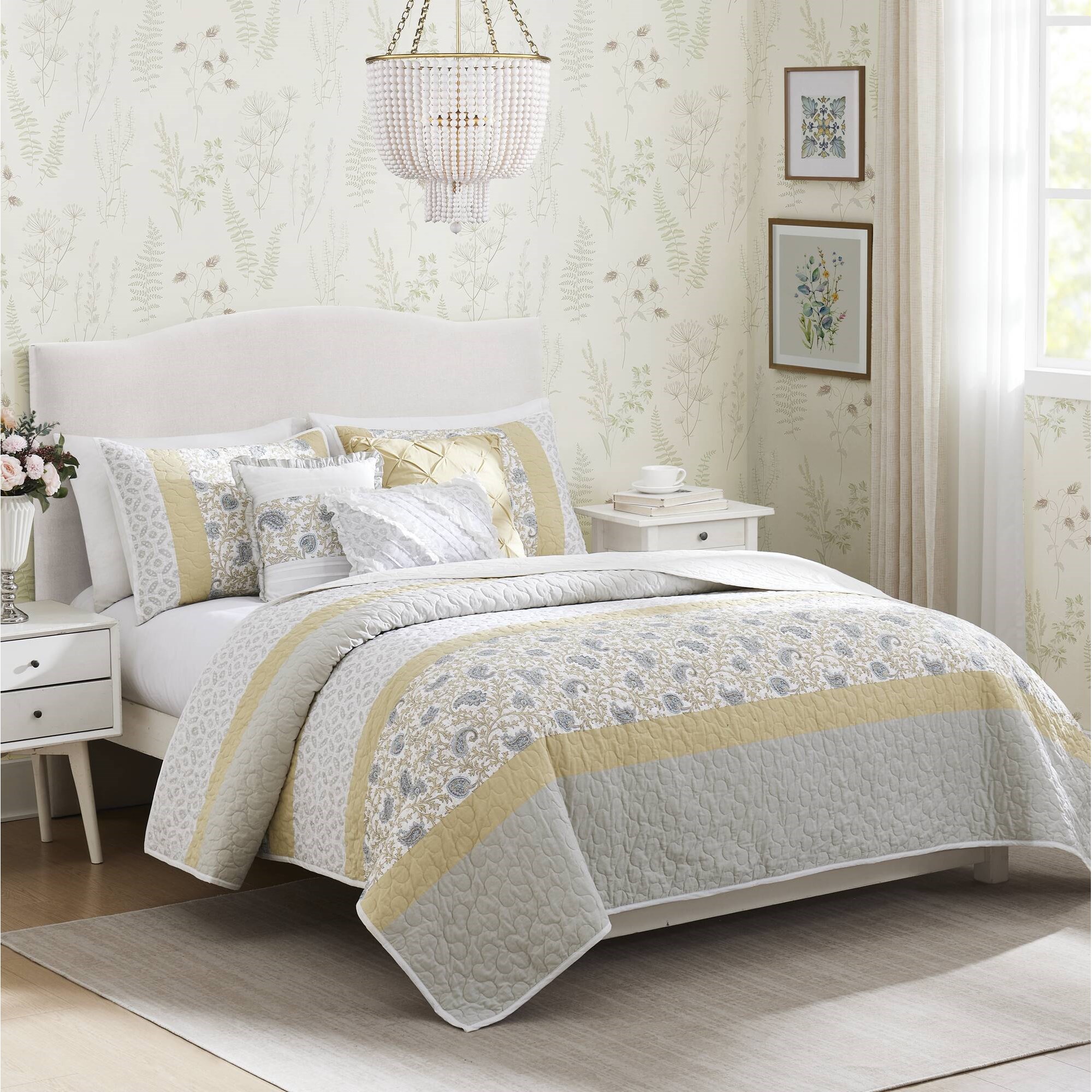 Dawn 6 Piece Cotton Percale Quilt Set with Throw Pillows