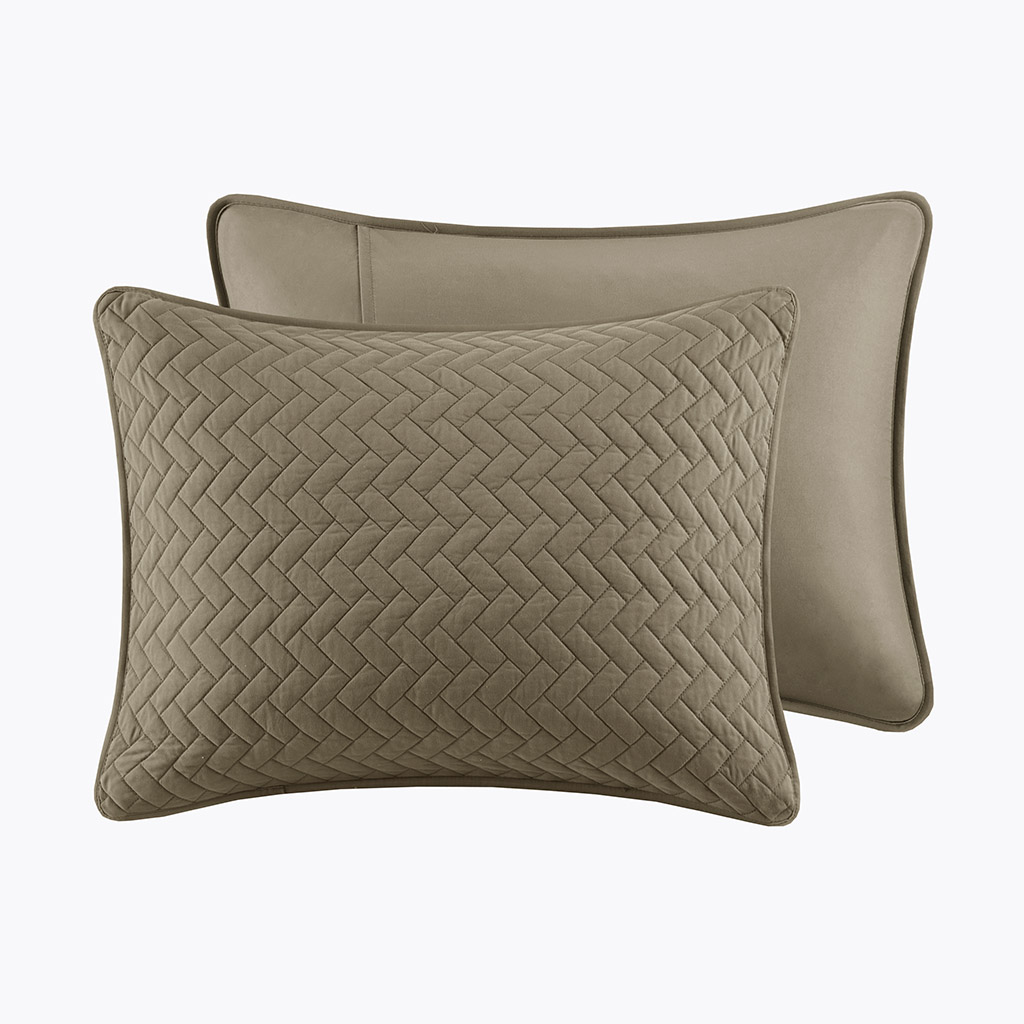Velvet Touch 3 Piece Luxurious Oversized Quilt Set