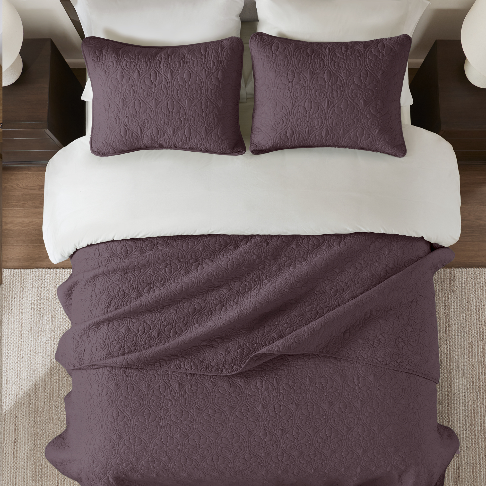 Quebec Reversible Quilt Set