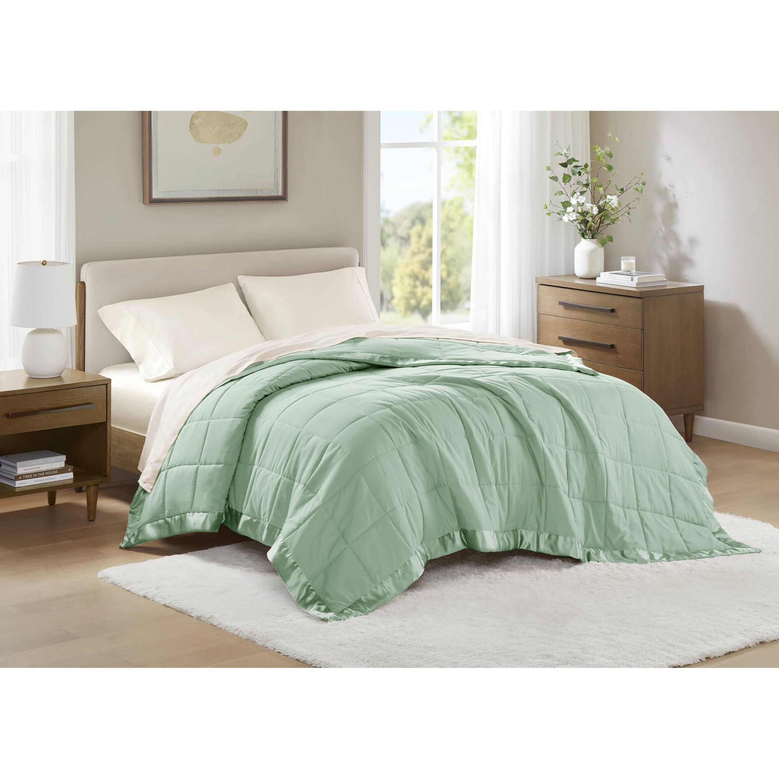 Windom Lightweight Down Alternative Blanket with Satin Trim