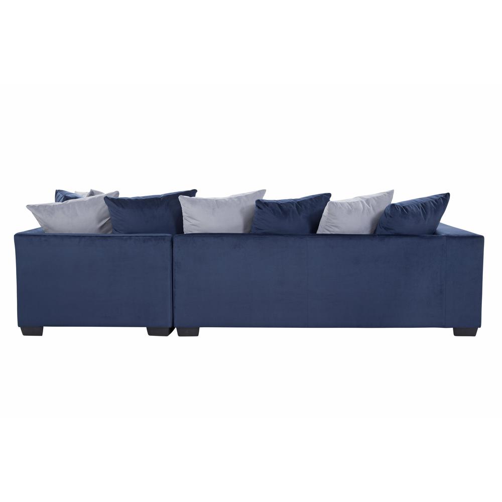 American Furniture L Shaped Sectional Sofa with 8 Back Pillows and 4 Accent Pillows