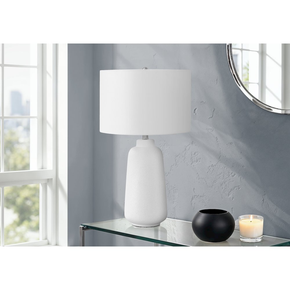 Ivory / Cream Shade
