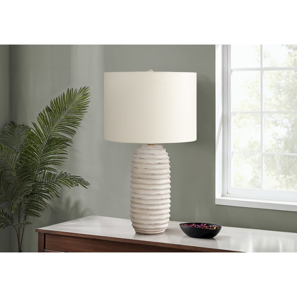 Ivory / Cream Shade