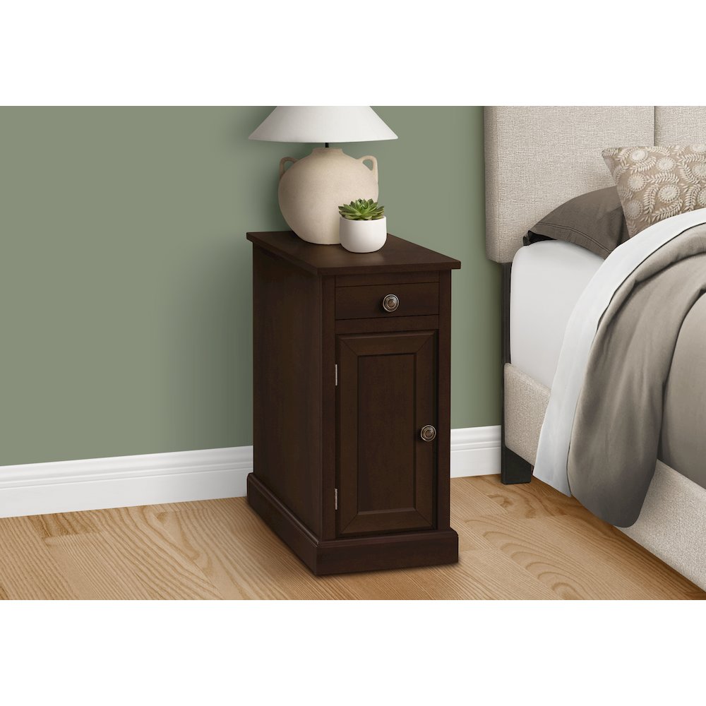 Traditional Accent Table in Espresso color