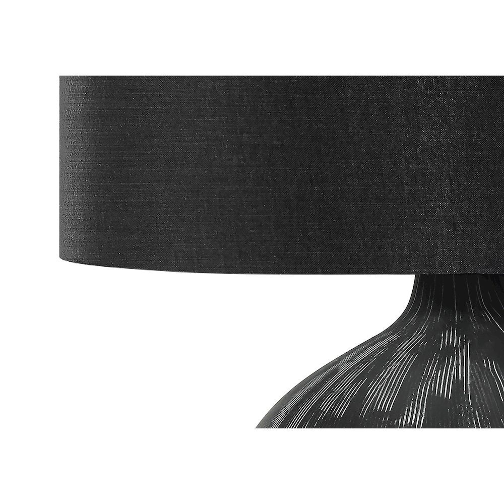 23″H