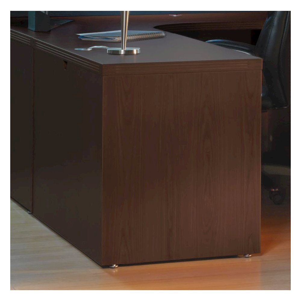 Return 42″W x 24″D
