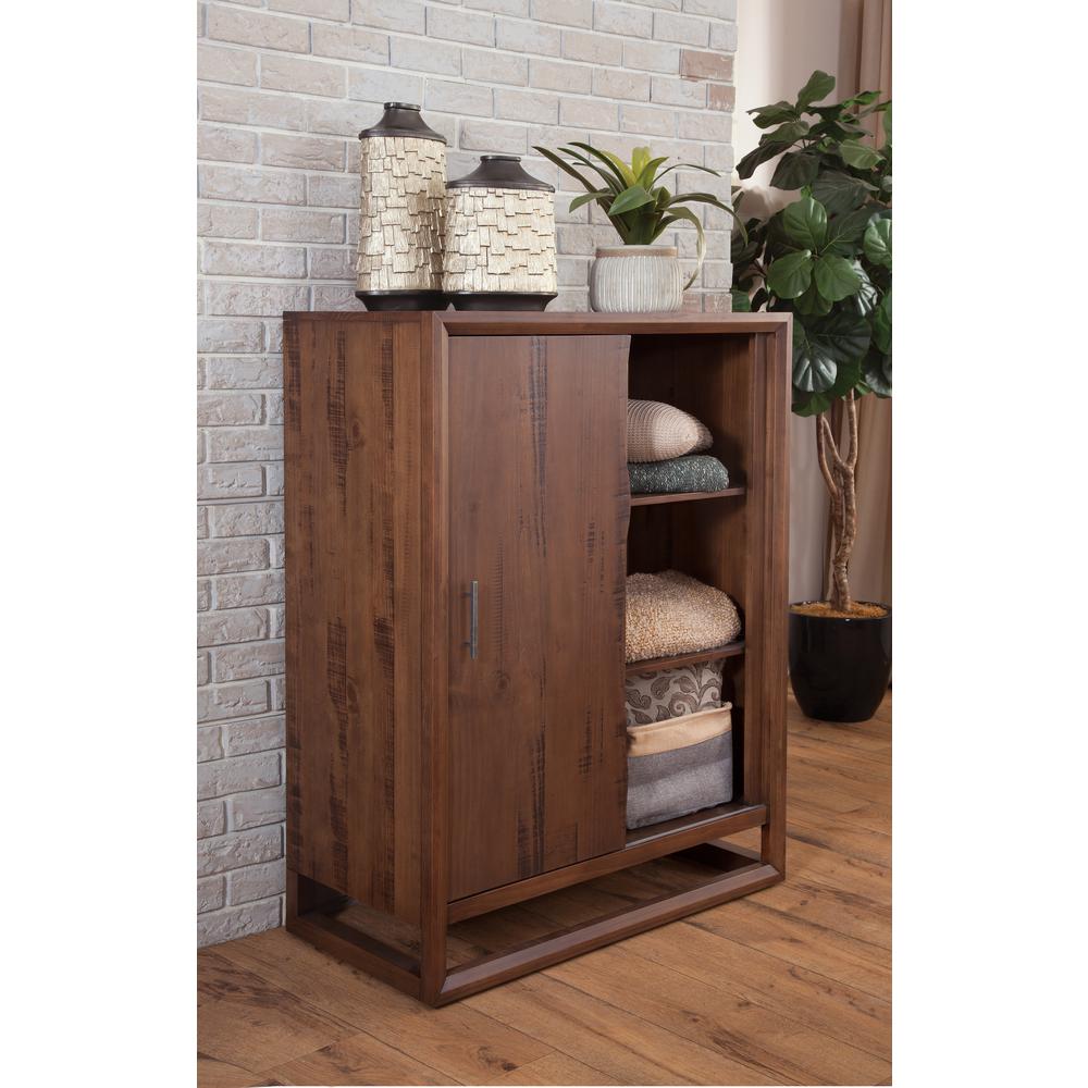 Lofton Gentleman’s Chest