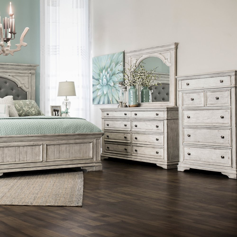 Highland Park Chest Cathedral White