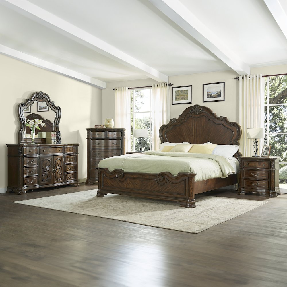 Royale Dresser