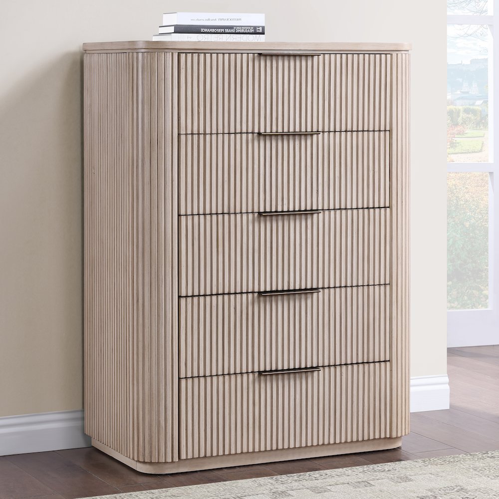 Henry Sand Chest