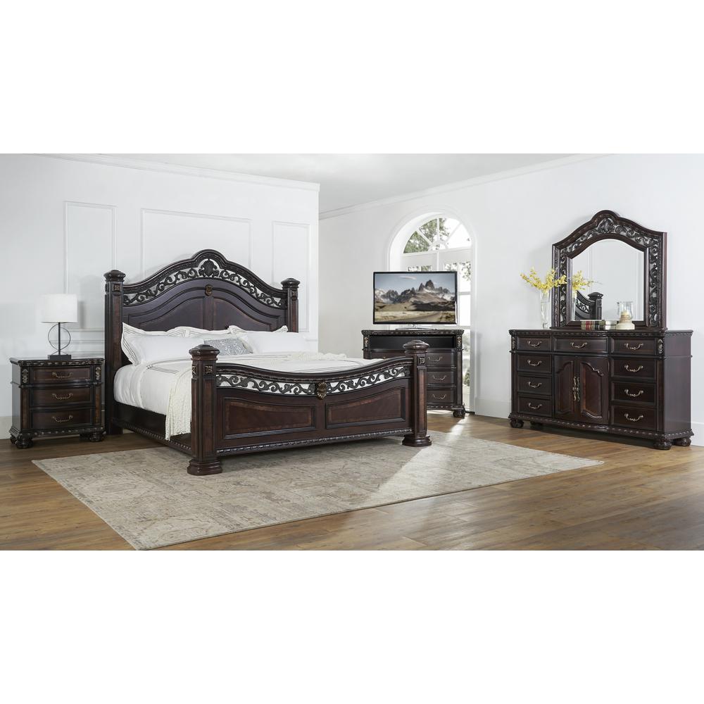 Monte Carlo 3-drawer Nightstand (w/USB port)
