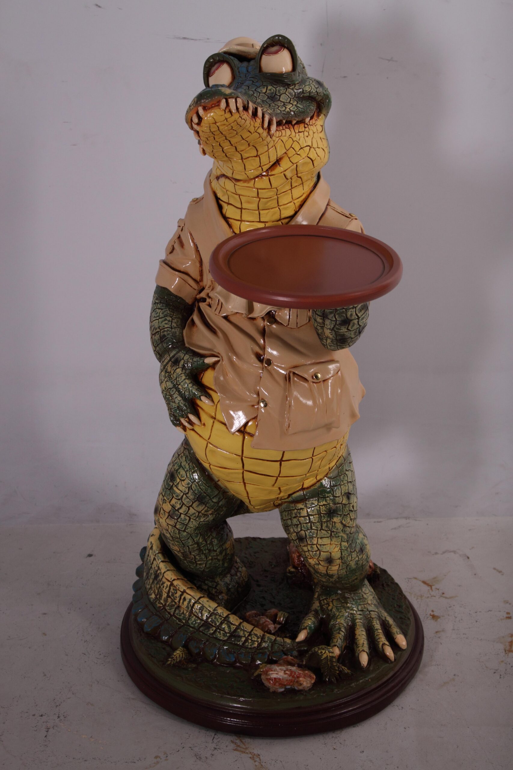 Crocodile Butler with Tray 39″