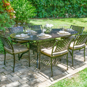 the table comfortably accommodates up to 8 adults