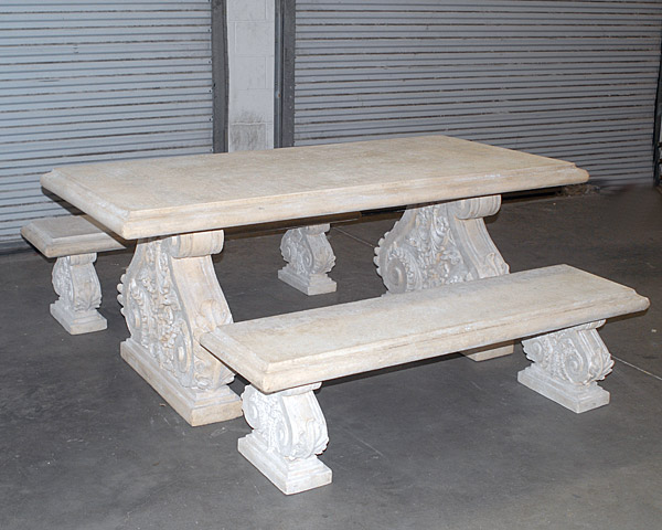 KC Garden Table