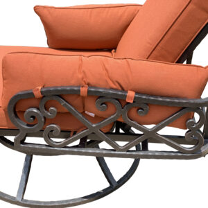 a game-changer in outdoor comfort. This lounge seamlessly blends luxury with innovation