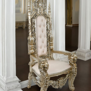 and few chairs make more of a statement