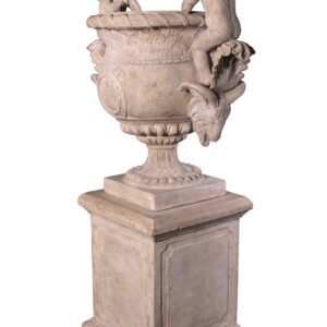suitable for holding flowers